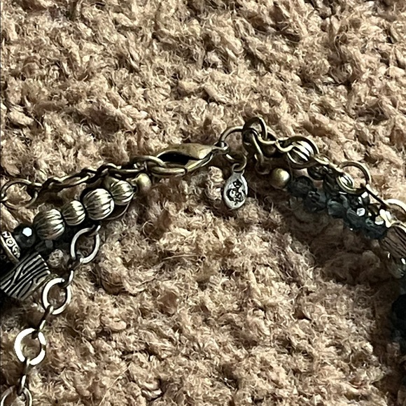 Elegant Silver and Blue Beaded Necklace - Picture 2 of 5